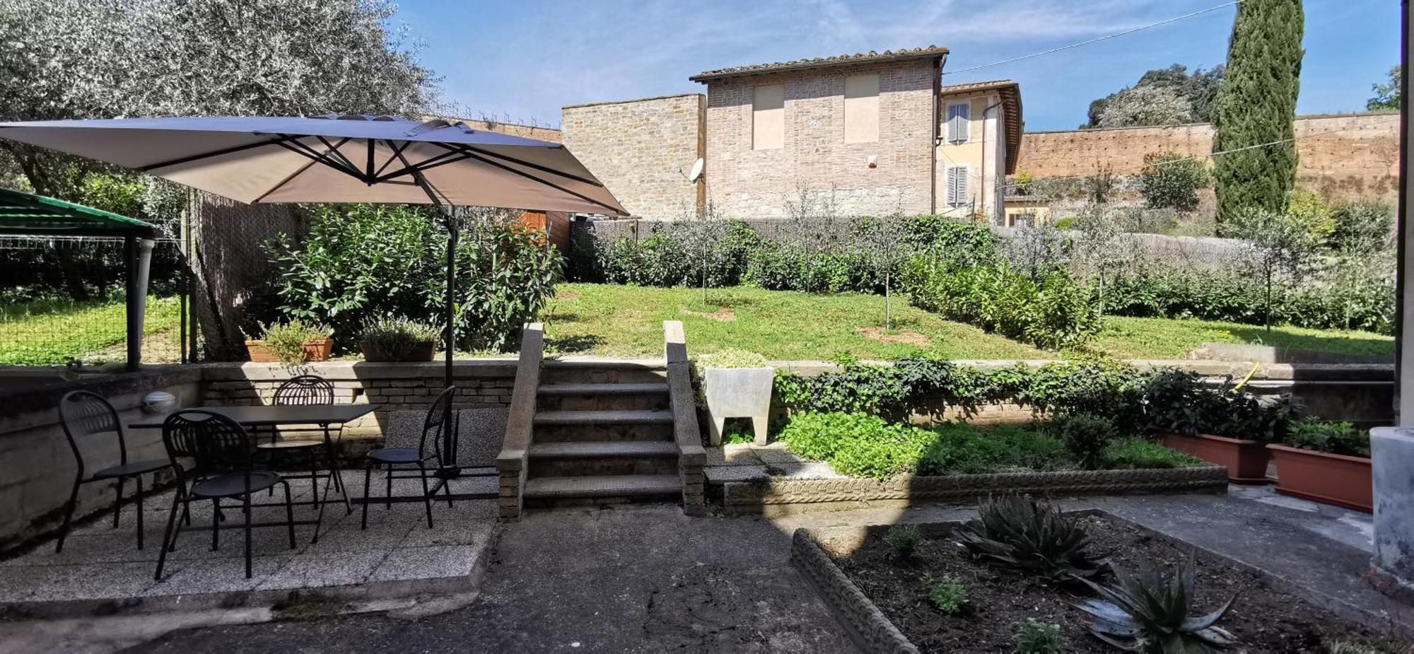 Em Apartment Siena